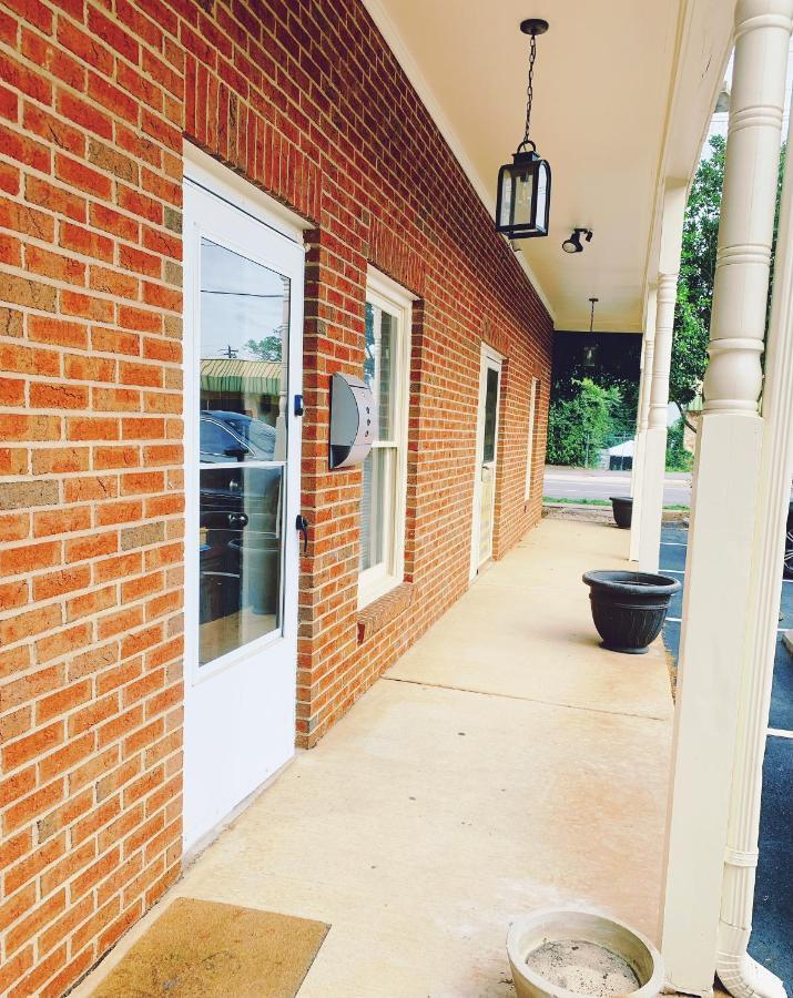 Uptown Area, Cozy King Suite, Quiet And Private, Free Parking, Walk To Restaurants Charlotte Extérieur photo