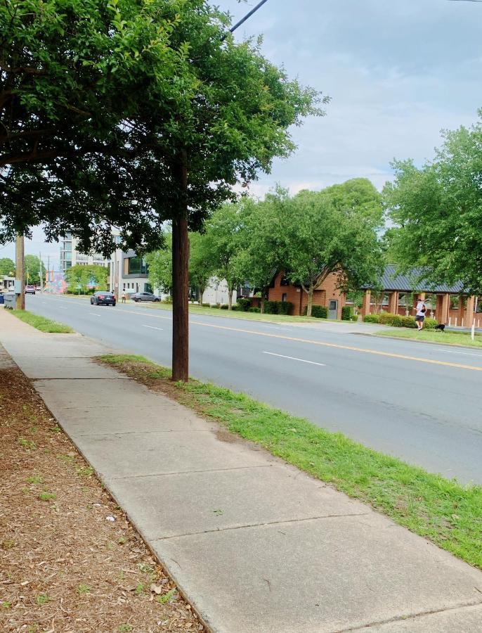 Uptown Area, Cozy King Suite, Quiet And Private, Free Parking, Walk To Restaurants Charlotte Extérieur photo
